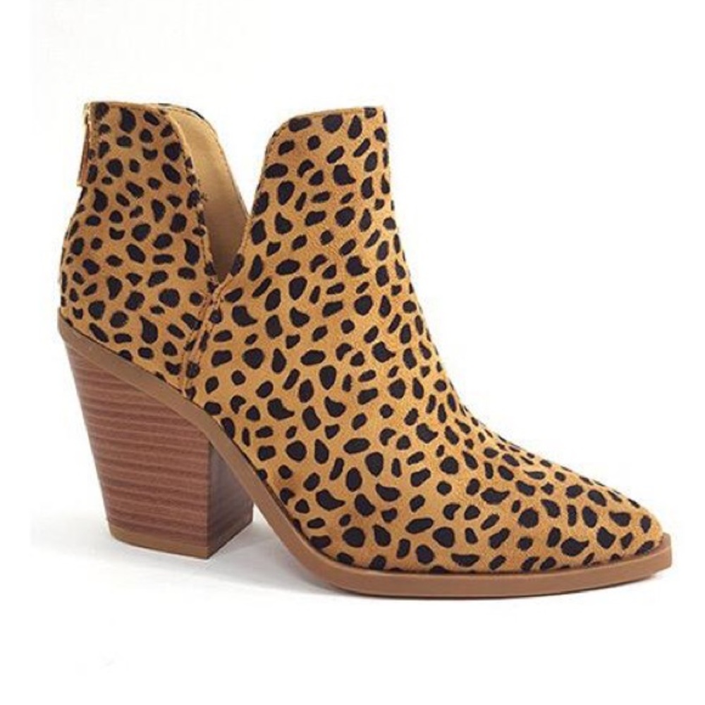 🖤Cheetah print booties 🖤 - Picture 2 of 7